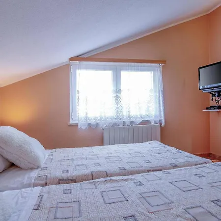 Apartman In *