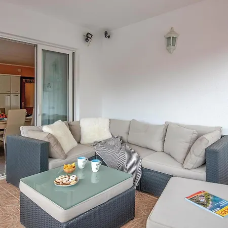 Apartman In *