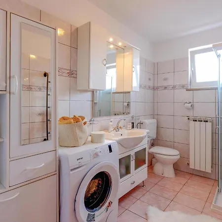 Awesome In With Kitchen